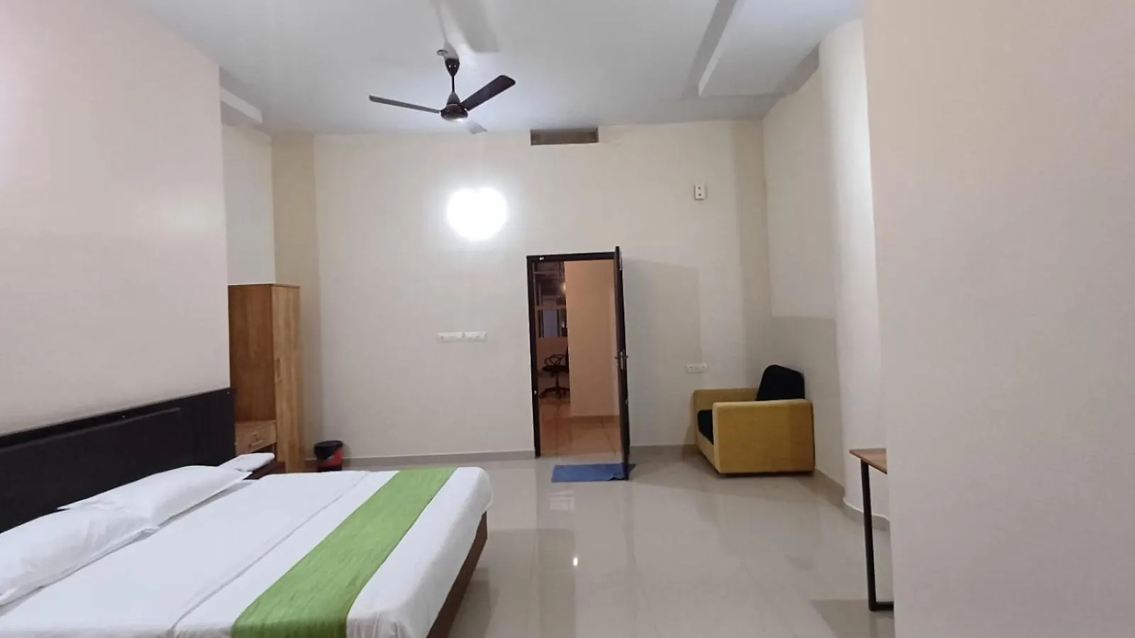 Saf Residency Mukkam Hotel India