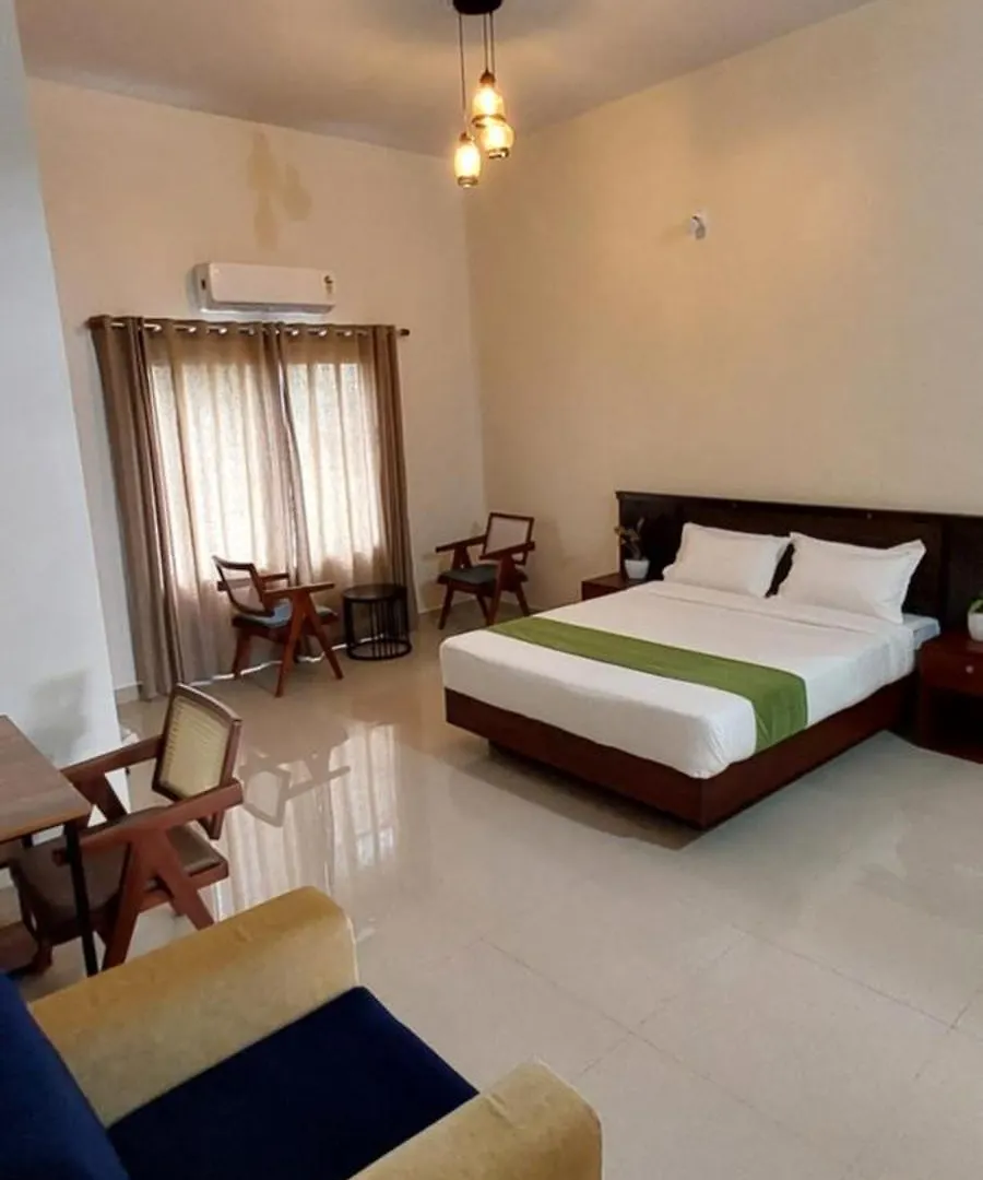 Saf Residency Mukkam Hotel